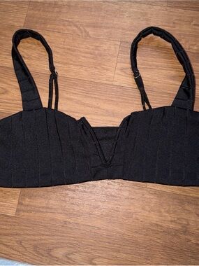 Black Strappy Bustier Beach Bunny bikini Top Large EUC